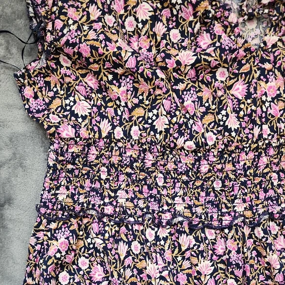 Old Navy Floral Maxi Dress With Pockets - Picture 5 of 8